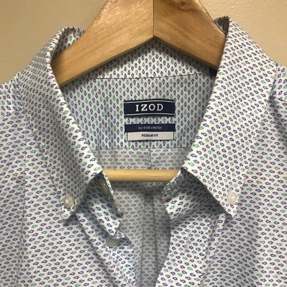 IZOD fish 🎣 print button down. Size Large - Picture 4 of 6
